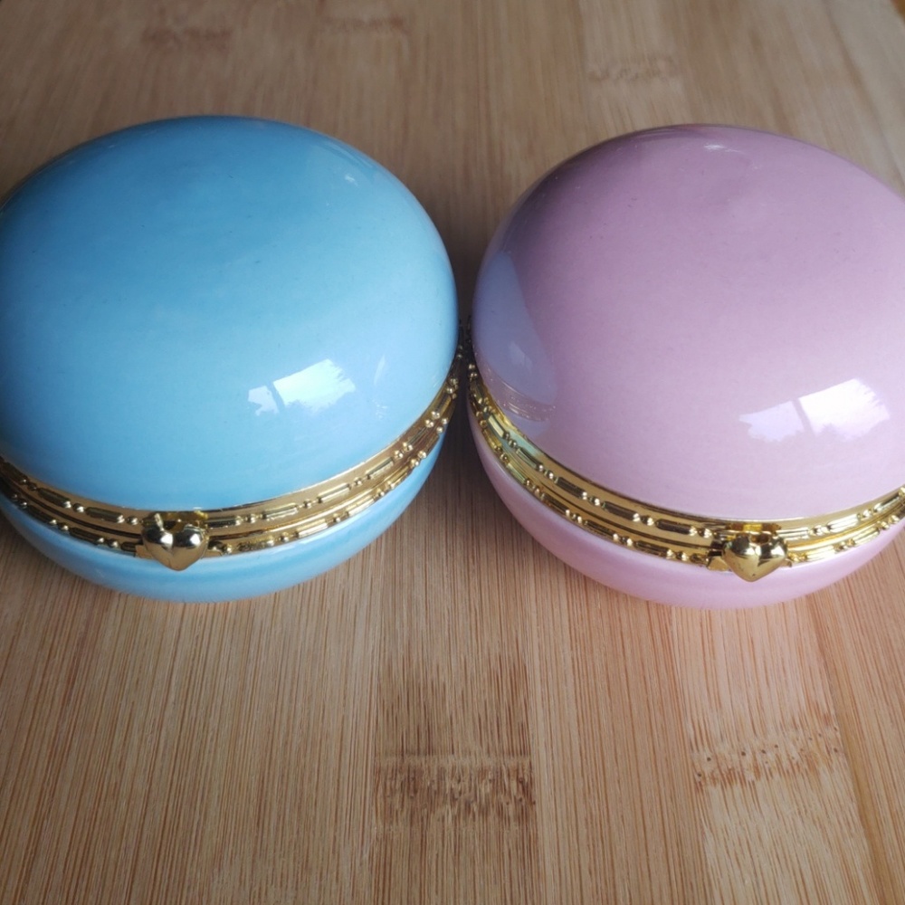 2 Macaron trinket boxes